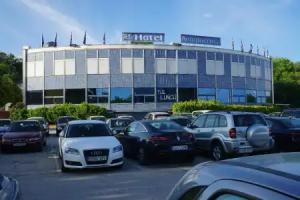 B&B HOTEL Madrid Aeropuerto T1 T2 T3, Madrid