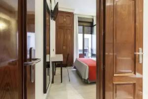 Hostal Castilla I - Atocha, Madrid
