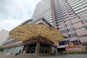 Royal Benja Hotel - Big Room Family-Friendly, Bangkok