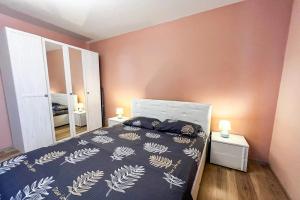 AlexHome (Alexhome) on the street on May 9, 4Ak3, Khimki