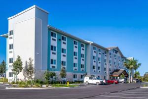 WoodSpring Suites West, Naples
