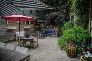 254 South Union Street Guest House, Burlington