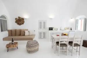 Ambi Villas Santorini, Oia