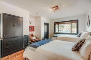 Banff Mtn Home - Real Rockies Experience Tourist base, Banff