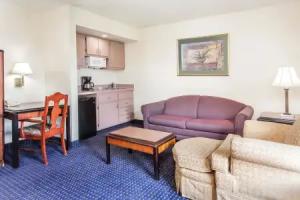 Knights Inn Virginia Beach at Lynnhaven Pkwy, Virginia Beach