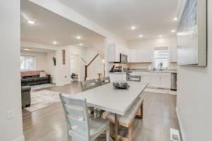 Dog-friendly Home < 1 Mi to Downtown! Tourist base, Fargo