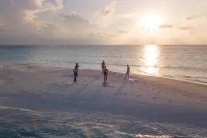 New Moon Village, Ukulhas