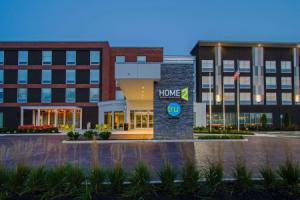 Tru by Hilton Grove City Hotel, Columbus