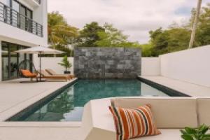 The Lush Apartments & Suites, Khok Kloi
