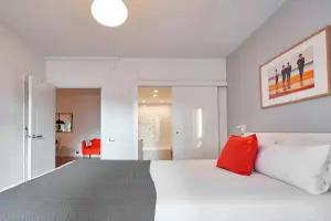 Love Local Life Near Sagrada Familia By Myrentalhost Love hotel, Barcelona