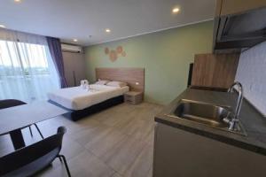 Coastal Chic Studio Apt T3-633, Chalong