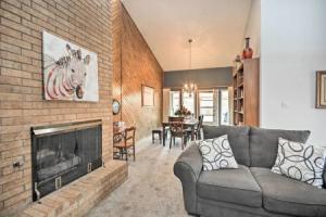 Lubbock Townhome w/ Grill Near TTU & Downtown! Apartments, Lubbock