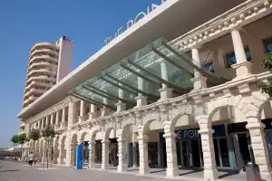 Seafront LUX Apart inc Pool, Upmarket Area, Valetta