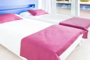 Bossa Aparts, Playa d'en Bossa