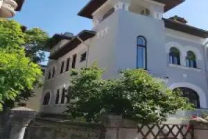 Villa Timo, Bucharest