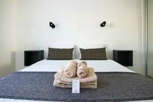 Phaedrus Living: Seaside Modern Flat Lighthouse 63, Paphos