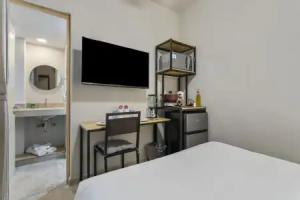 Universidad by Homirent Hotel, Queretaro