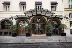 Hotel Chateau, Paris