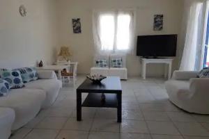 Senia Hotel, Naousa