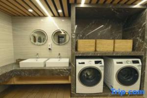 Wohkoon Traveling Sun Hostel (Beijing Drum Tower Shichahai Metro Station Store), Beijing