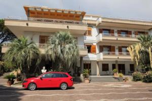 Gargiulo Suites, Meta