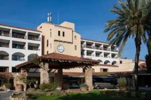 Coral Bay - Hotels Coral Bay - Hotels