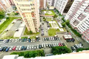 Samara apartments on Revolyutsionnaya street, 5, Samara