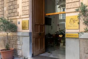 Hotiday Room Collection - Politeama, Palermo