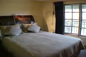 A Downtown Ocean View Bed and Breakfast Mini-hotel, Victoria