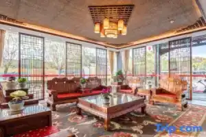 Xianghe No.1 Holiday Hotel, Lijiang