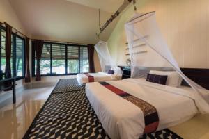 Seavana Beach Resort, Mak