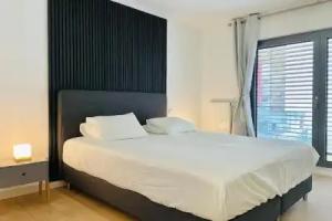 2 Bedrooms Flat in Center with Parking, Luxembourg