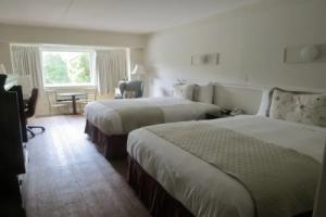 ShoreWay Acres Inn & Cape Cod Lodging, Falmouth