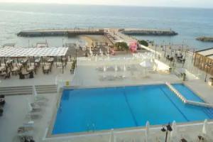 Sun Port Hotel, Karavas