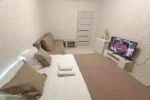 Apartments on 42 Verkhnyaya Dubrova Street, Vladimir