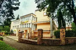 Sanatorium Raduga, Kislovodsk
