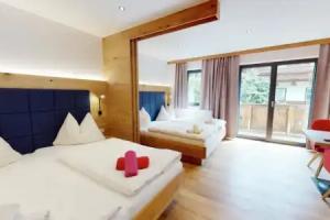 Pension Lederergütl - Jokercard & Parkplatz Inkl, Saalbach