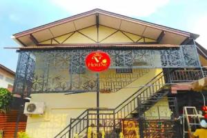 V House, Ayutthaya City