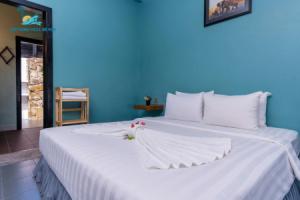 Koh Rong Hill Beach Resort, Koh Rong Island