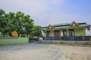 SPOT ON 437 Gairibari Resort, Sauraha