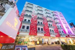 Easy Planet Phuket, Patong, Patong