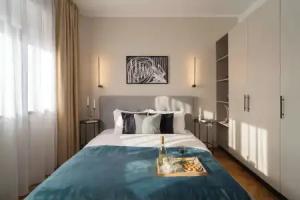 Contemporary 3-Bedroom Lofts - Modern Touches Meet Classic Elegance by Calea Victoriei, Bucharest