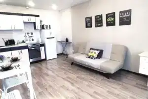 Apartments on Pavel Sharov street 7, Tyumen