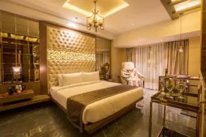Peninsula Redpine, Mumbai