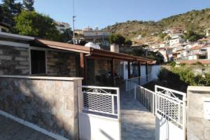 Traditional house in, Pelendri