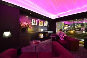 Roppongi Hotel S, Tokyo