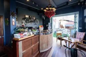 RoomQuest Rimrabeang Amphawa Floting Market, xamphwa