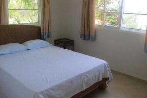 Hilltop Ocean View Villa w/ Large Pool Walking to Strip and Beach, Sosua