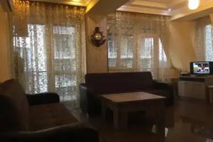 Apartment on 162 Parnavaz Mepe, Batumi