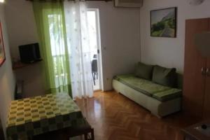 Apartments Pansion Franka 4, Podaca